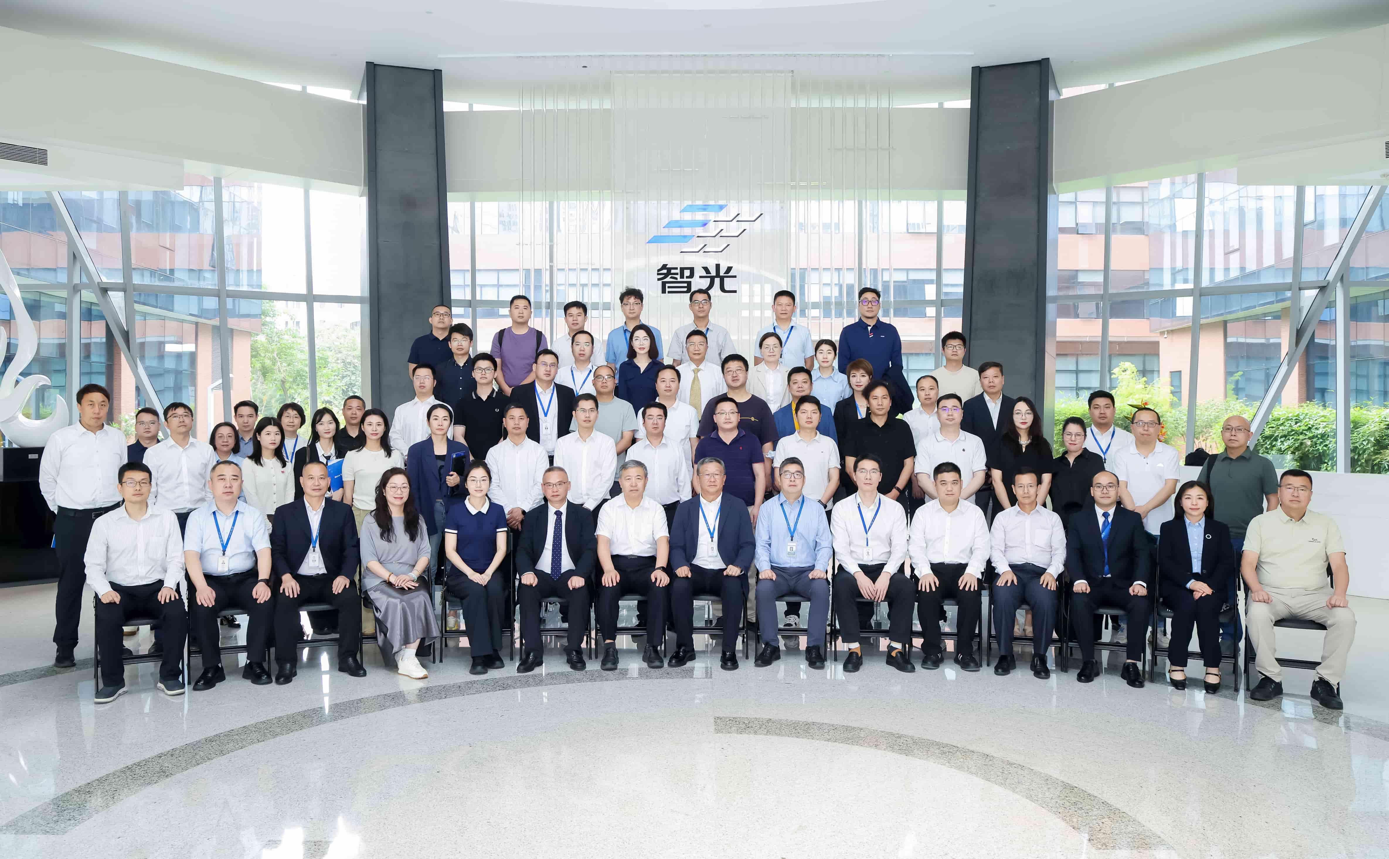 pp电子游戏官方网站综合能源源网荷储一体化创新发展与生态交流大会圆满举办